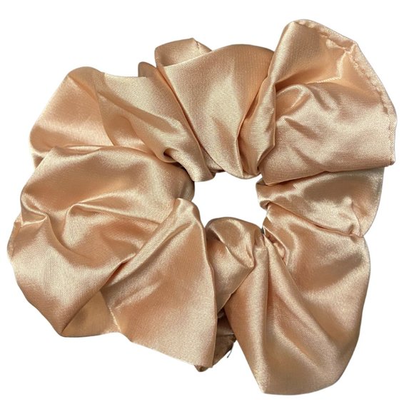 (3 for $18) Silk Scrunchie - Champagne - Picture 1 of 2